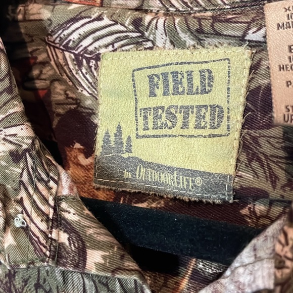 Long sleeve button up - Picture 3 of 5